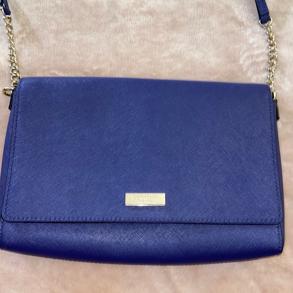 KATE SPADE• Crossbody Bag - Picture 2 of 7